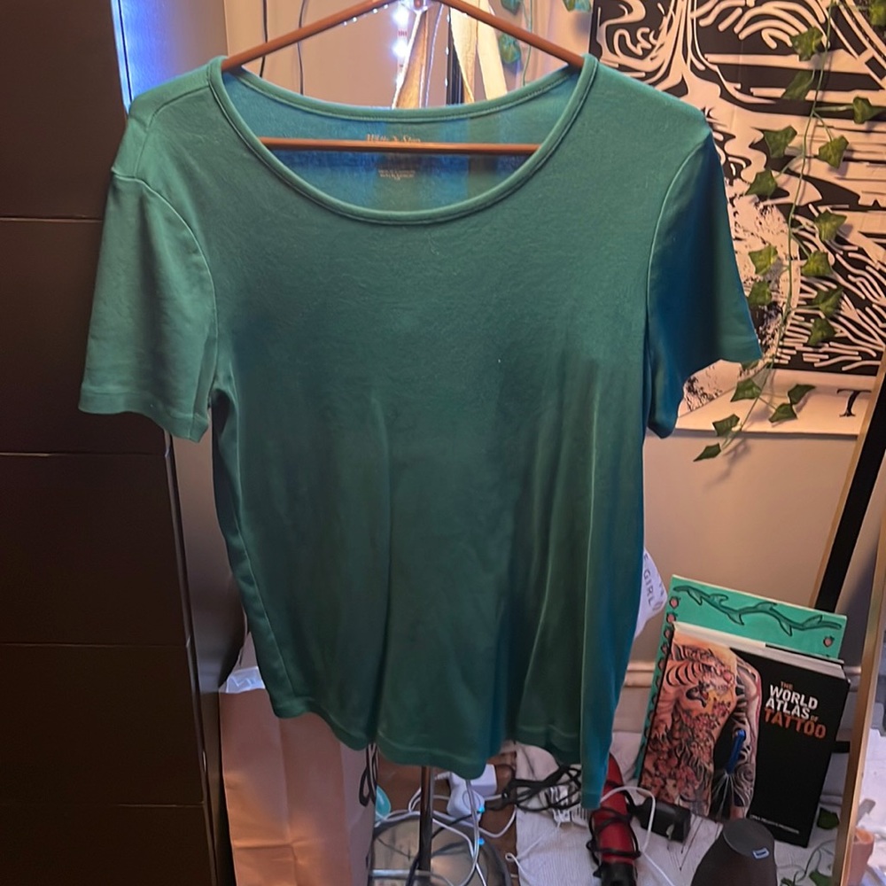 Women’s t shirt